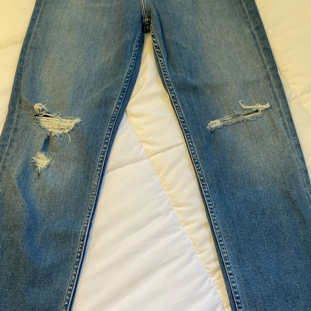 Mother the Rider Ripped High Rise Ankle Jeans. Straight leg. Sz: 30 - Picture 4 of 14